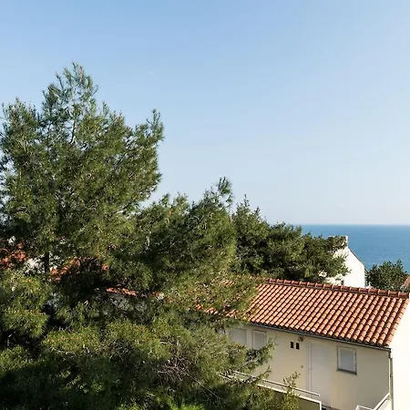 Mia Apartman